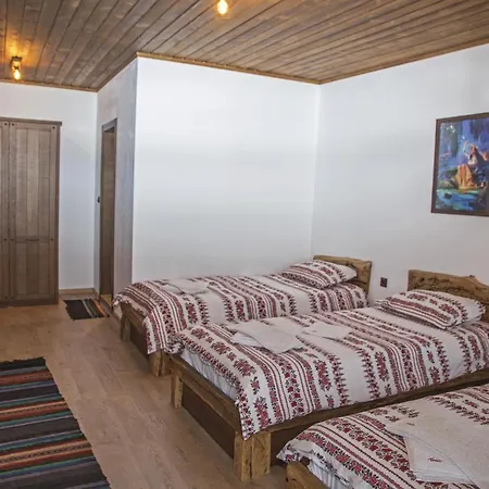 Vendégház Chateau Erkech Triple Kozichino